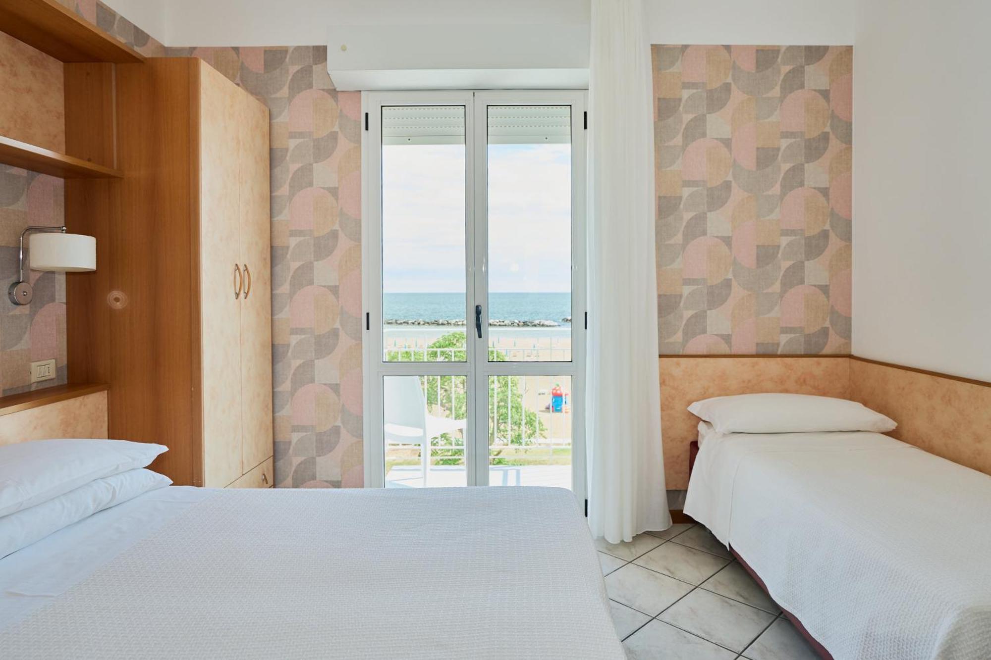 Hotel Acquario 3*